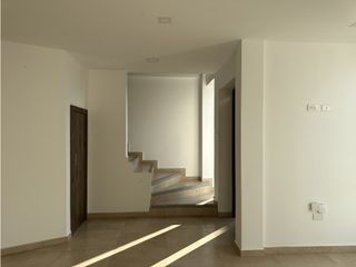 Foto 13 de CASAS MODERNA EN VENTA EN URB PORTÓN DEL SOL - MANTA