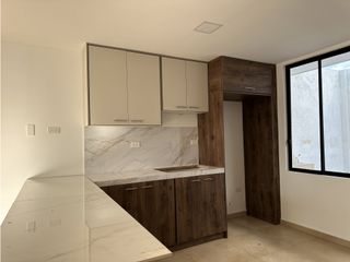 Foto 9 de CASAS MODERNA EN VENTA EN URB PORTÓN DEL SOL - MANTA