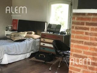 Casa de 3 dormitorios en venta en Echeverria del Lago | Posible permuta