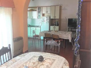 Foto 14 de Venta Casa 3 dorm. 2 baños  B° Gral Paz