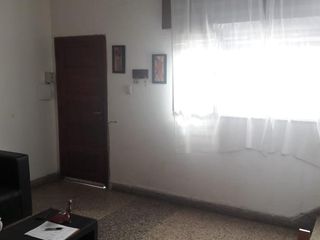 Foto 9 de Venta Casa 3 dorm. 2 baños  B° Gral Paz
