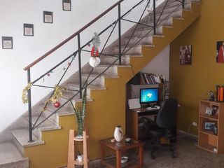 Foto 3 de Venta Casa 3 dorm. 2 baños  B° Gral Paz