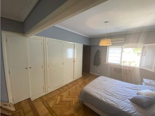 Foto 11 de Chalet 7 ambientes. Excelente ubicación. U$S 410.000.-