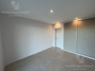 Alquiler Departamento 2 Amb/ con Parrilla y Patio - Haras del Sur 3