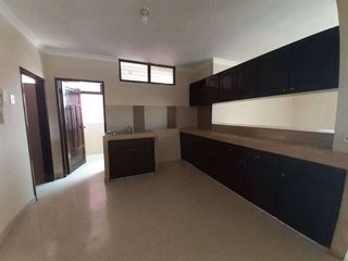 Alquiler de departamento 3 dormitorios en Garzota, Guayaquil