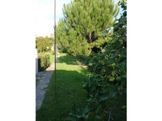 Foto 10 de Chalet 5 ambientes. Amplio lote. Zona Chauvin.