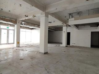 Foto 3 de LOCAL COMERCIAL CON 3 FRENTES en AV. PETIT THOUARS - SAN ISIDRO