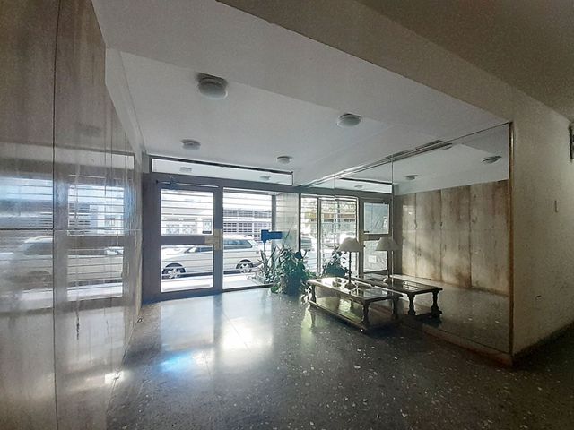 Venta departamento Monoambiente Flores