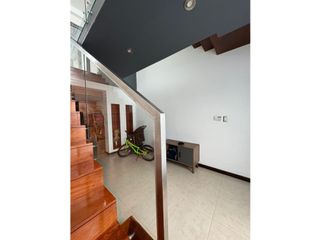 Foto 1 de VENDO HERMOSA CASA EN URB EL GOLF