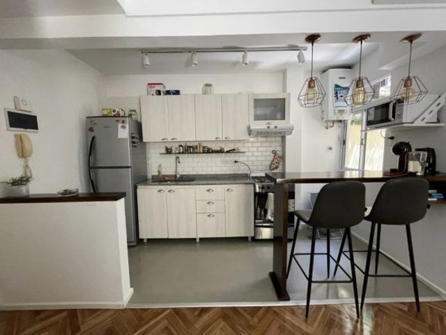 Villaroel 1200, venta depto dos amb en V. Crespo