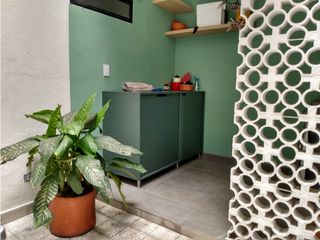 Vendo Apartamento Remodelado en La Soledad : Amplio y Luminoso 142 m2