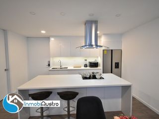 Foto 1 de Av. Primero de Mayo, Venta de Suite Amoblada