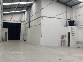 Foto 5 de bodega en arriendo en calle 80. Cod A935740