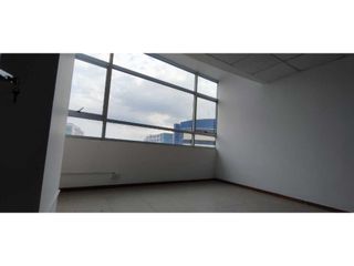 Foto 3 de Vendo hermosa oficina Norte Guayaquil