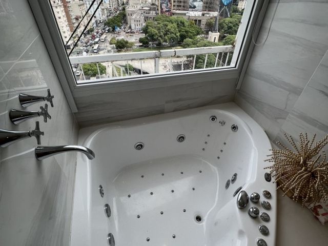 Exclusivo  piso en Barrio Norte con vista panoramica a estrenar!