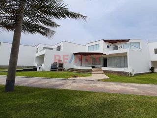 Foto 1 de condominio Moravia, Km 89.8 panamericana sur, Bujama, la casa numero 12, con vista al mar.
La casa tiene 189 mts2, consta de siete habitaciones, de l