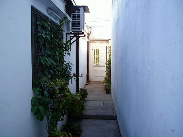 Casa venta 7 dormitorios 3 baños 1 cochera 2 patios 350 mts 2 totales - Tolosa