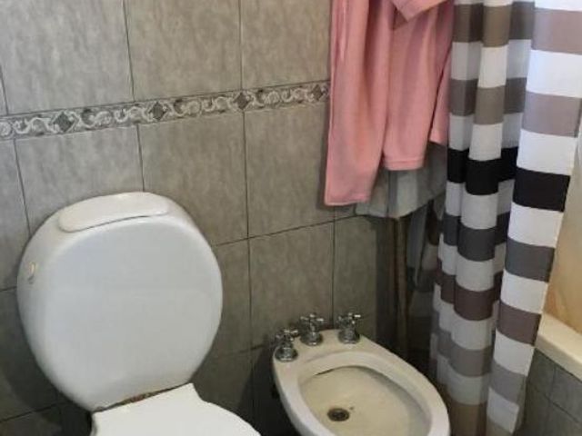 Dúplex en venta - 2 dormitorios, 2 baños, cochera - 90mts2 sobre lote de 100 mts2 - Tolosa