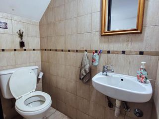 Dúplex en venta - 2 dormitorios 2 baños 1 cochera - 90mts2 - Tolosa