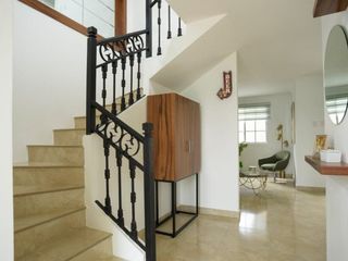 Foto 4 de Espectacular casa de venta nueva  en Urb. Casalaguna /km 12 av. León Febres Cordero / Acepto Biess