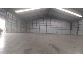 Foto 1 de Guayaquil, Vía Daule se alquila bodegas hechas para farmaceuticas