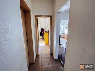 Casa en venta - 2 dormitorios 2 baños - 100mts2 - Los Hornos, La Plata
