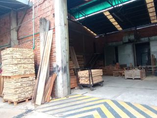 Foto 9 de bodega en arriendo en carora. Cod A11075