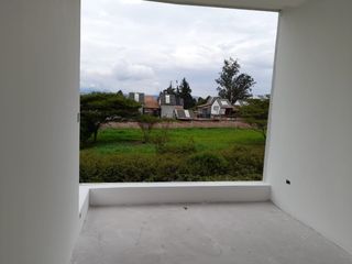 Foto 4 de Vendo casa nueva en Puembo. Urbanización Privada