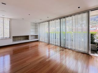 Foto 1 de apartamento en arriendo/venta en los rosales. Cod A7116