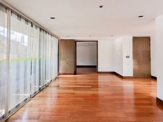 Foto 2 de apartamento en arriendo/venta en los rosales. Cod A7116