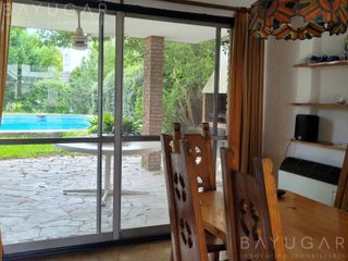 Foto 3 de Oportunidad en Lagartos Country Club - Casa con Amplio Parque y Piscina