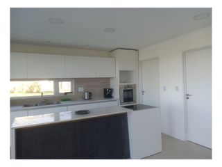 Casa en venta - 3 dormitorios 3 baños - Cochera - 1050mts2 - Haras del Sur III, La Plata