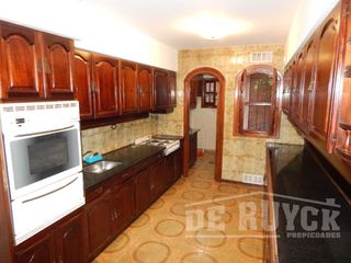 Foto 9 de Chalet en venta en Quilmes Este