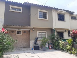 Casa en Venta en Mucho Lote