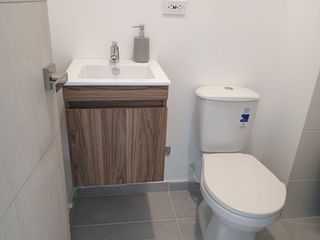 Foto 3 de apartaestudio en arriendo en la castellana. Cod A6856901