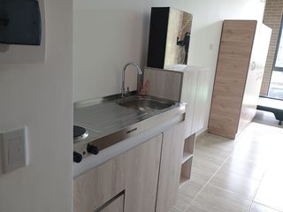 Foto 5 de apartaestudio en arriendo en la castellana. Cod A6856901