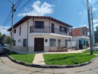 Foto 30 de CASA VENTA 4 DORM JURAMENTO AL 2700 BºMIGUEL ORTIZ