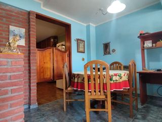 Foto 7 de CASA VENTA 4 DORM JURAMENTO AL 2700 BºMIGUEL ORTIZ