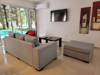 Foto 4 de Casa  en alquiler en Residencial 1 Costa esmeralda