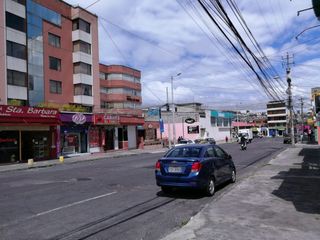 Foto 11 de VENTA LOCAL COMERCIAL CON BODEGA, NORTE DE QUITO, SECTOR LA PRENSA