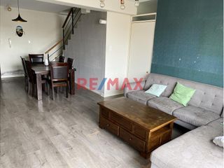 Foto 4 de Venta de acogedor departamento dúplex en 4to piso en una de las zonas residenciales mas exclusivas de la ciudad. Cerca al colegio San José Obrero y Pa