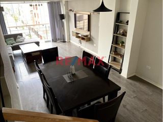 Foto 2 de Venta de acogedor departamento dúplex en 4to piso en una de las zonas residenciales mas exclusivas de la ciudad. Cerca al colegio San José Obrero y Pa