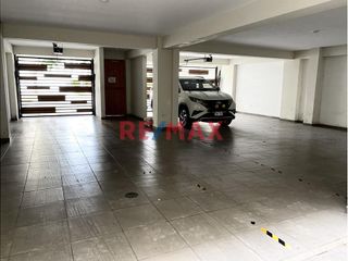 Foto 14 de Venta de acogedor departamento dúplex en 4to piso en una de las zonas residenciales mas exclusivas de la ciudad. Cerca al colegio San José Obrero y Pa