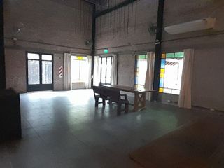 Foto 14 de SE ALQUILA LOCAL  200 M2  EN ABBOTT