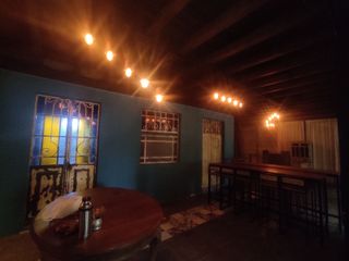 Foto 15 de SE ALQUILA LOCAL  200 M2  EN ABBOTT