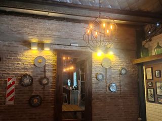 Foto 4 de SE ALQUILA LOCAL  200 M2  EN ABBOTT