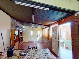 PH tipo Casa en Esquina de 2 Dormitorios con Cochera en el barrio de Tolosa - La Plata