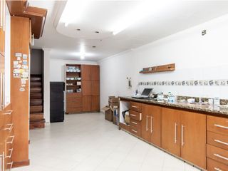 Foto 13 de casa en venta en santa paula. Cod V4385