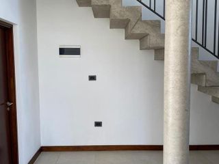 Casa en venta - 2 dormitorios 2 baños - 370mts2 - Manuel B. Gonnet, La Plata