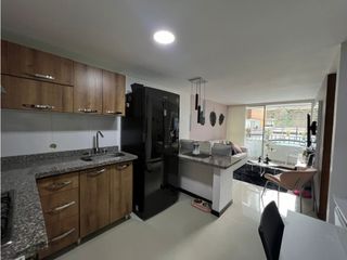 Foto 2 de Apartaestudio en venta sector Fundadores